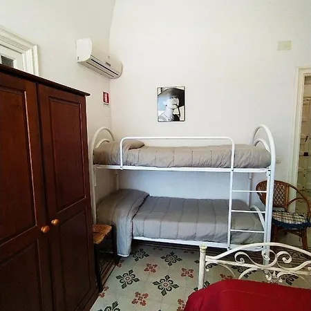 Agli Antichi &