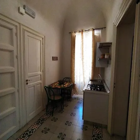 Apartment Agli Antichi & *